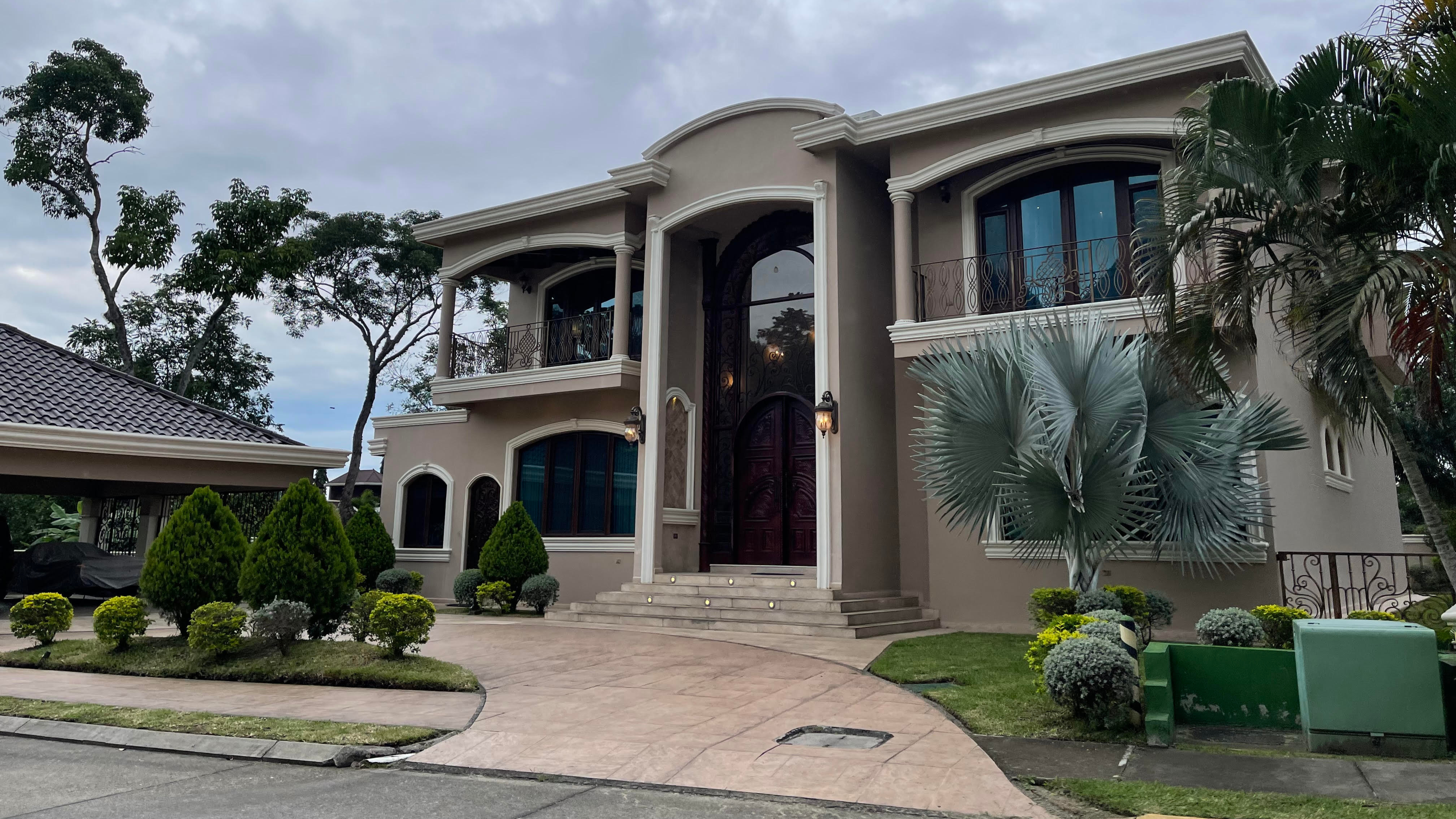 Residencia de Lujo en Portofino Hills